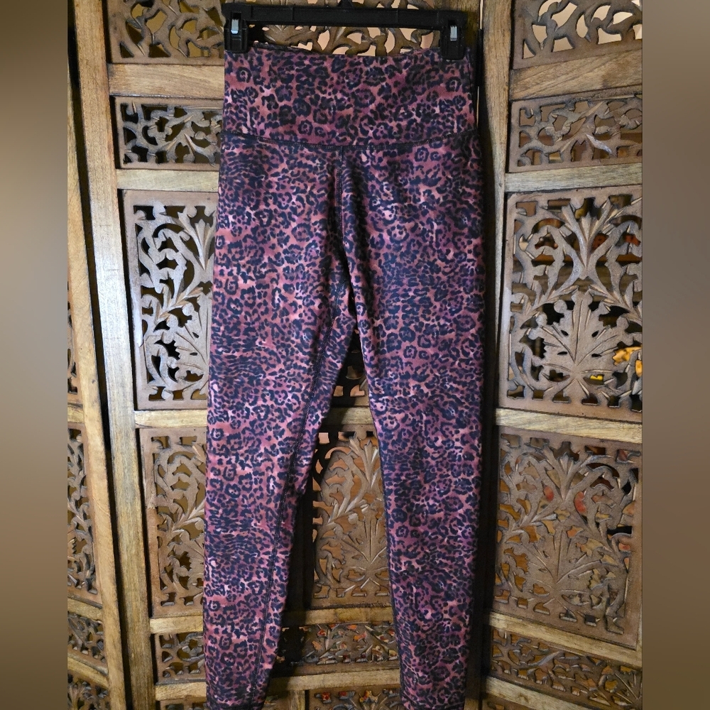 Leopard Print Women's Yoga Pants